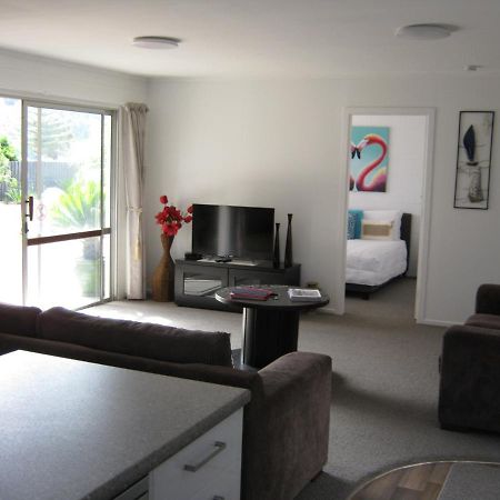 Harbour Inn Whangamata Exterior foto
